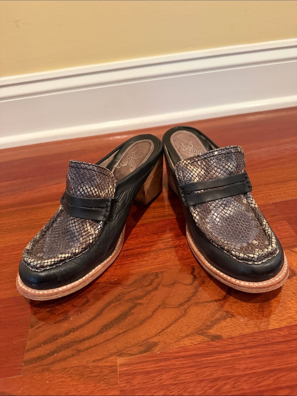 Freebird by Steven Black Leather & Brown Snakeskin Mule Heels Collins 8